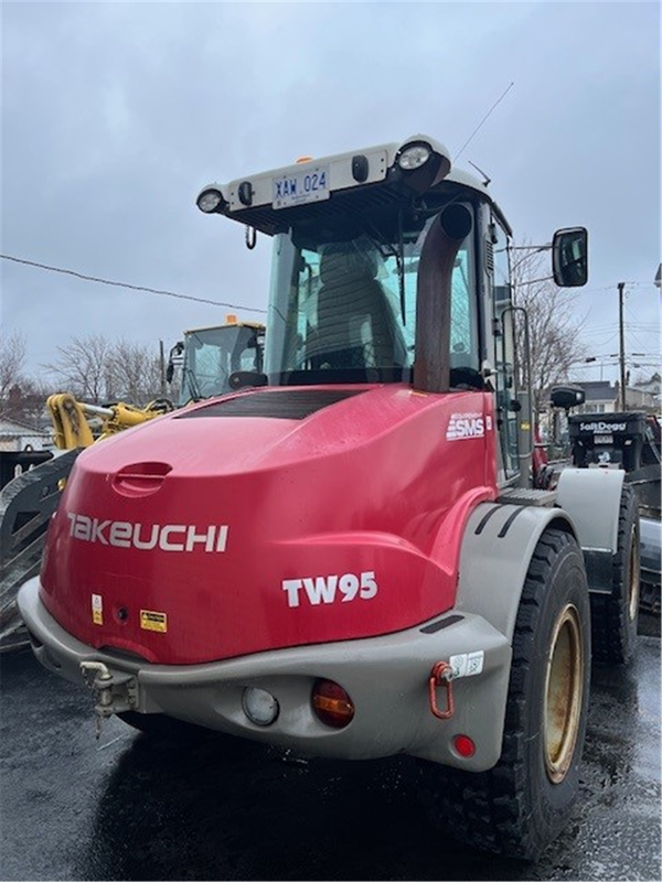 2021 Takeuchi TW95C2SH 4923